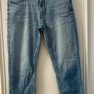Zara Light Blue Ankle Jeans- Boyfriend Fit